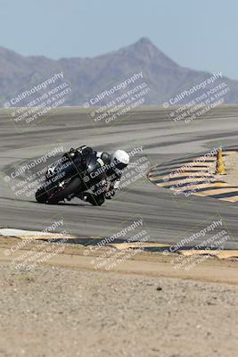 media/Oct-02-2025-Racers Edge (Thu) [[2c91cb6ab3]]/2-A Group/Session 5-Turn 12 (130pm)/